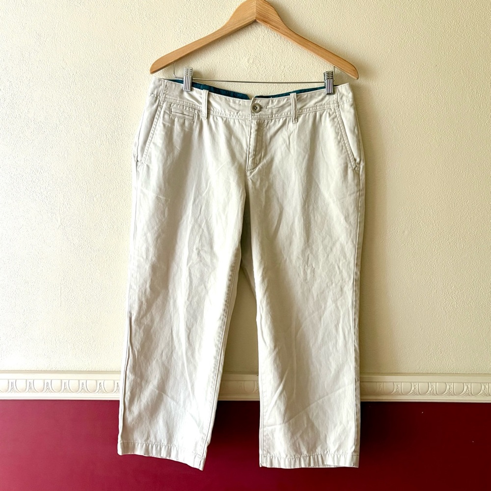 Eddie Bauer Mercer fit capri pants 100% cotton in beige khaki‎ size 10